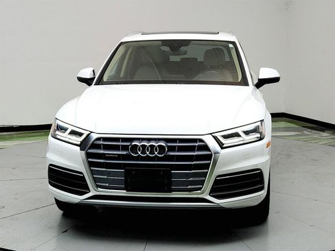 Used 2020 Audi Q5 2.0T Premium Plus AWD/4WD image 2