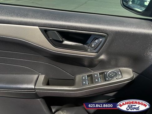 Certified 2022 Ford Escape SE w/ Convenience Package FWD image 11