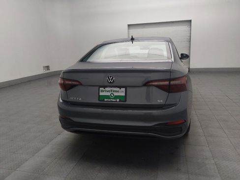 Used 2022 Volkswagen Jetta SE FWD image 7
