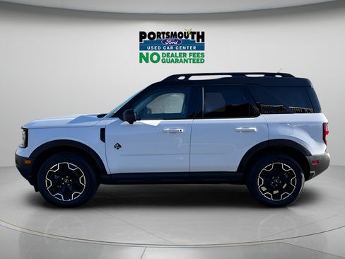 Used 2025 Ford Bronco Sport Outer Banks w/ Outer Banks Tech Package+ AWD/4WD image 2