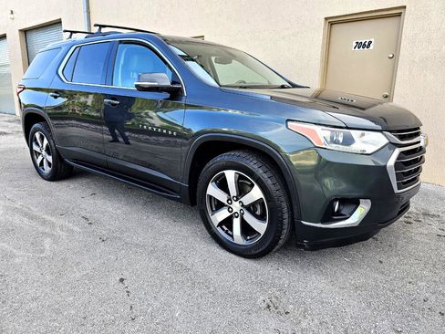 Used 2018 Chevrolet Traverse LT w/ LPO, 'HIT The Road' Package image 13