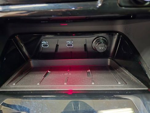 Used 2025 Audi Q5 Premium Plus w/ Premium Plus image 25