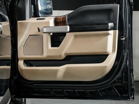 Used 2015 Ford F150 Lariat AWD/4WD image 35