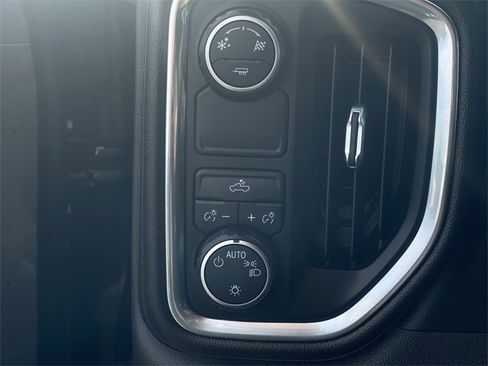 Used 2019 Chevrolet Silverado 1500 LT w/ All-Star Edition image 19