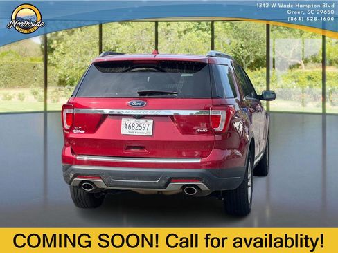 Used 2018 Ford Explorer XLT w/ Equipment Group 201A AWD/4WD image 2