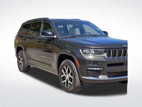 Used 2023 Jeep Grand Cherokee L Limited AWD/4WD image 51
