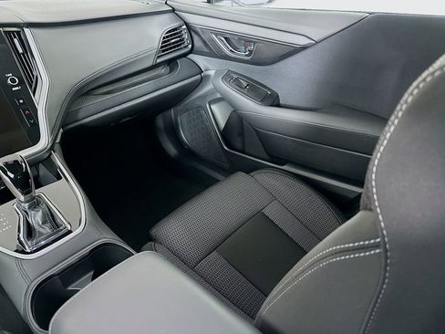 Used 2025 Subaru Outback Premium w/ Popular Package #1A image 31