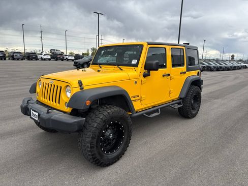 Used 2015 Jeep Wrangler Unlimited Sport w/ Quick Order Package 24S AWD/4WD image 3