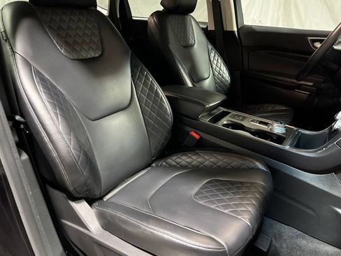Used 2024 Ford Edge Titanium AWD/4WD image 9