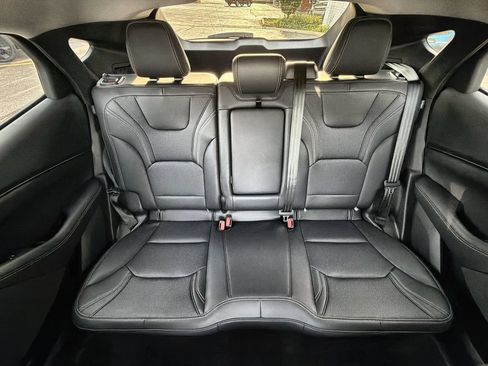 Used 2025 Ford Mustang Mach-E Premium AWD/4WD image 26