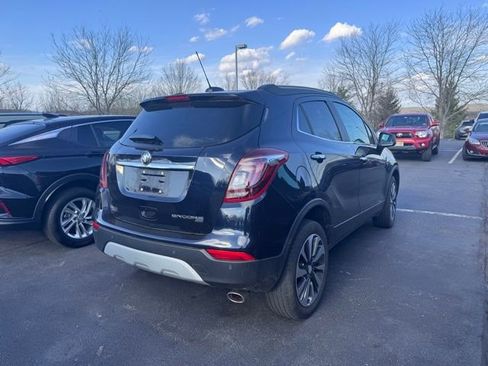 Used 2022 Buick Encore Preferred w/ Safety Package II image 5