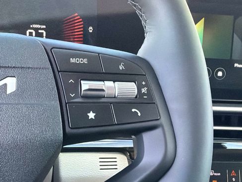 New 2026 Kia Sportage EX FWD image 27