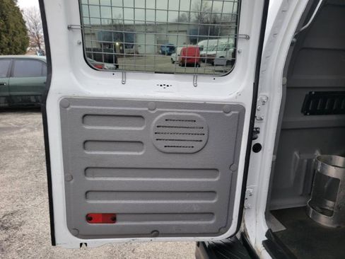 Used 2014 Ford E-350 and Econoline 350 Super Duty w/ Power Group image 32