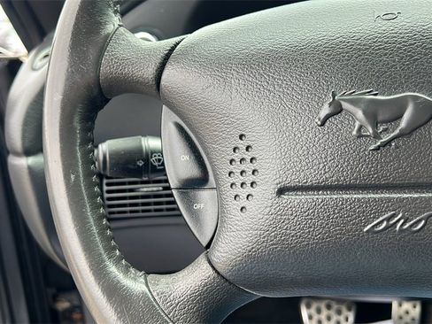 Used 2004 Ford Mustang Coupe image 17