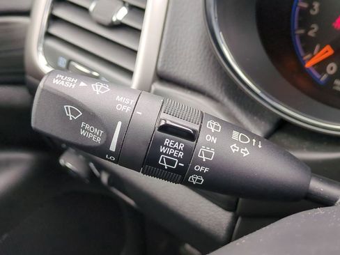 Used 2022 Jeep Grand Cherokee Altitude image 29