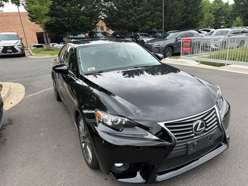 Used 2016 Lexus IS 300 AWD w/ Navigation System Package image 5