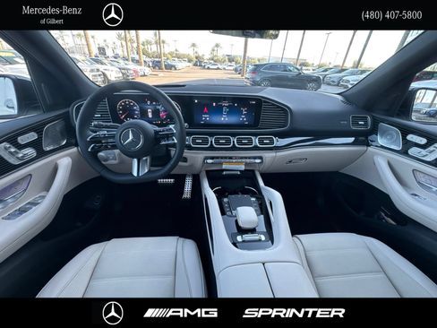 New 2026 Mercedes-Benz GLS 580 4MATIC image 24