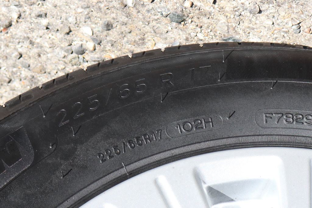 Used 2025 Ford Escape Active w/ Tech Pack #1 FWD image 42
