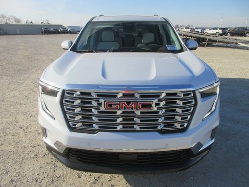 New 2026 GMC Acadia Denali w/ Super Cruise Package image 11