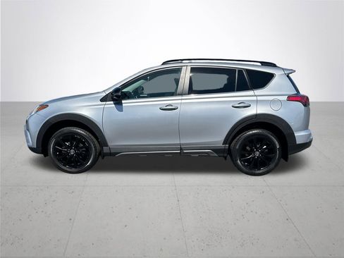 Used 2018 Toyota RAV4 Adventure image 10