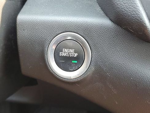 Certified 2024 GMC Terrain SLE w/ Driver Convenience Package FWD image 24