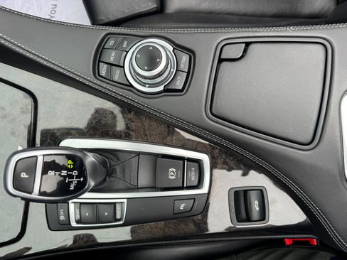 Used 2013 BMW 640i Convertible RWD image 22