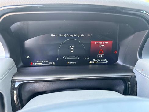 Used 2022 Lincoln Nautilus Reserve w/ Equipment Group 201A image 30