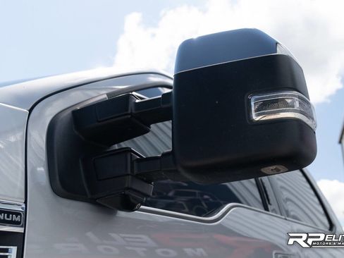 Used 2017 Ford F250 Platinum w/ Platinum Ultimate Package image 41