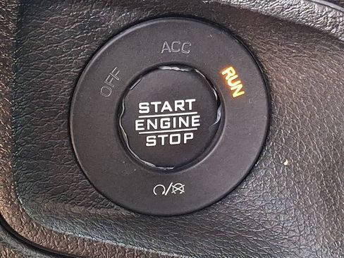 Certified 2024 Jeep Wrangler Unlimited AWD/4WD image 22