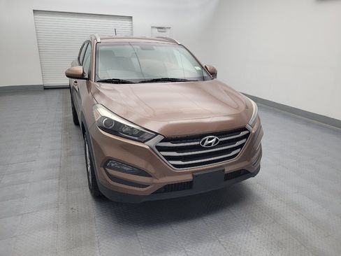 Used 2017 Hyundai Tucson SE w/ SE Popular Package 02 AWD/4WD image 14