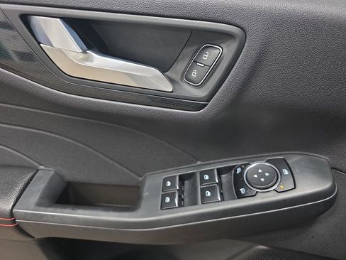 Used 2023 Ford Escape ST-Line FWD image 27