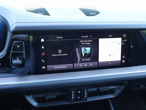 New 2025 Porsche Cayenne image 22