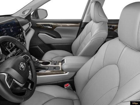 New 2026 Toyota Highlander Limited image 6