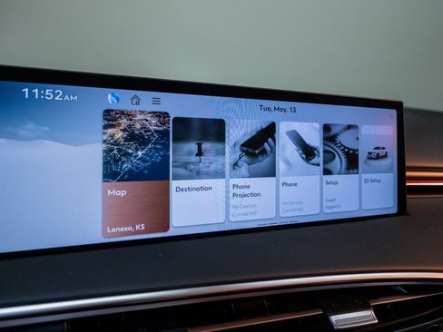 Used 2026 Genesis GV70 2.5T image 23