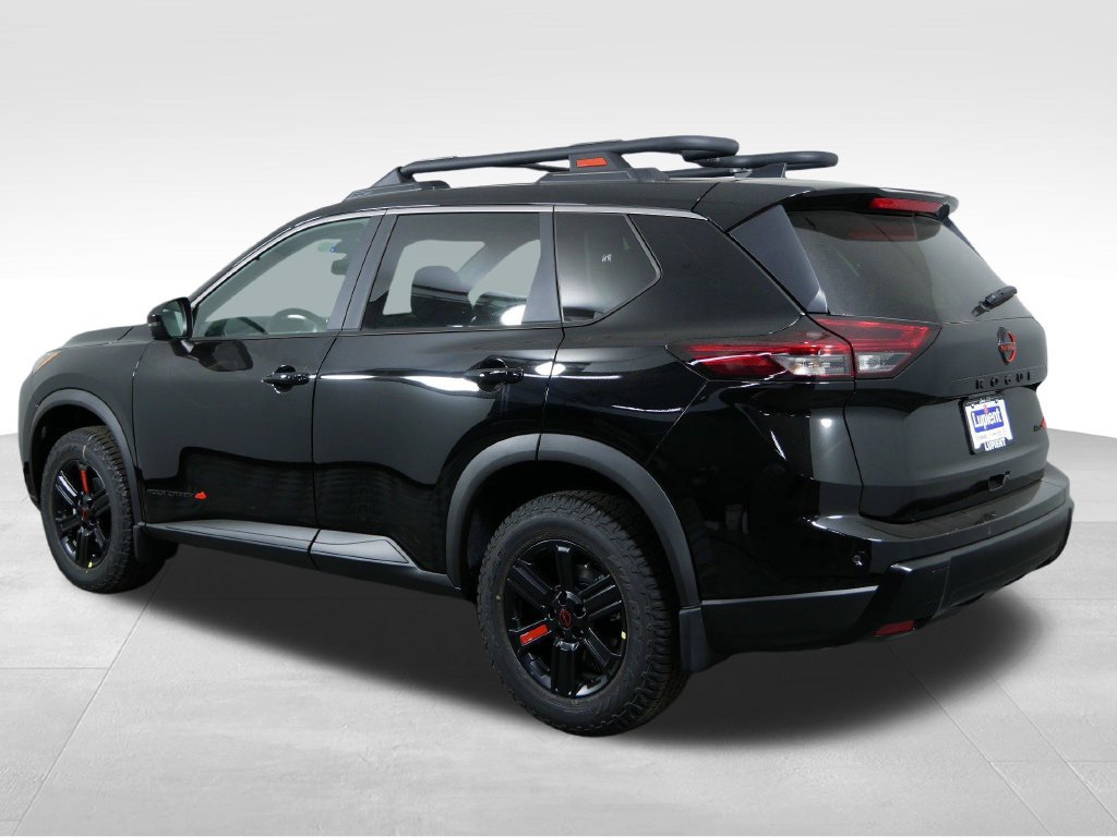 Used 2026 Nissan Rogue SV w/ Rock Creek Premium Package AWD/4WD image 8