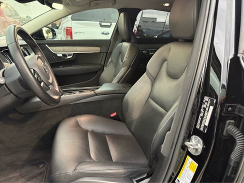 Used 2023 Volvo S90 B6 Plus AWD/4WD image 5
