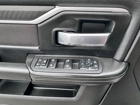 Used 2025 RAM 2500 Big Horn AWD/4WD image 18
