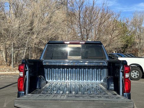 Used 2019 Chevrolet Silverado 1500 RST image 19