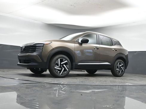 New 2026 Nissan Kicks SV image 37