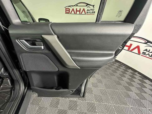 Used 2008 Land Rover LR2 SE image 21