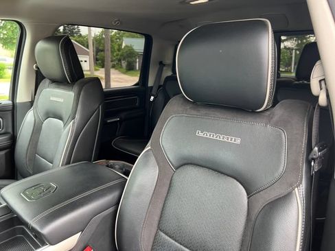 Used 2022 RAM 1500 Laramie AWD/4WD image 15