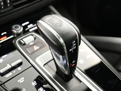 Certified 2021 Porsche Cayenne Turbo image 23