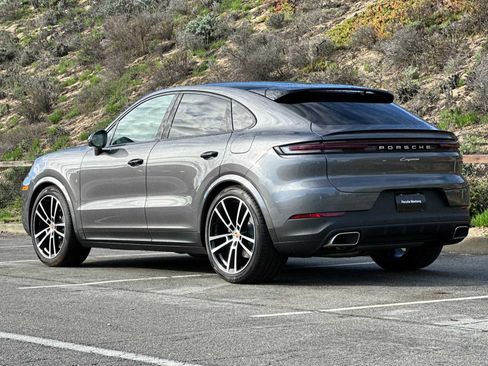 New 2026 Porsche Cayenne E-Hybrid image 3