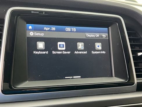 Used 2018 Hyundai Sonata SE FWD image 34