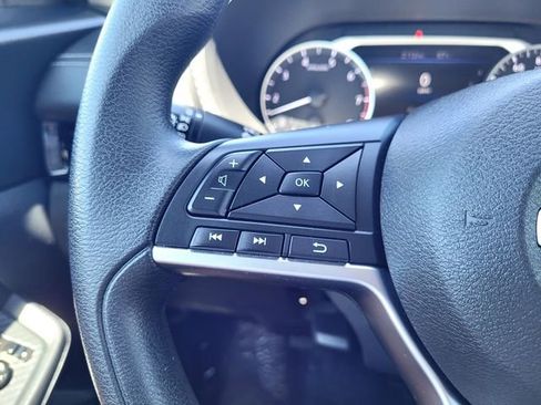 Used 2024 Nissan Sentra SV FWD image 24