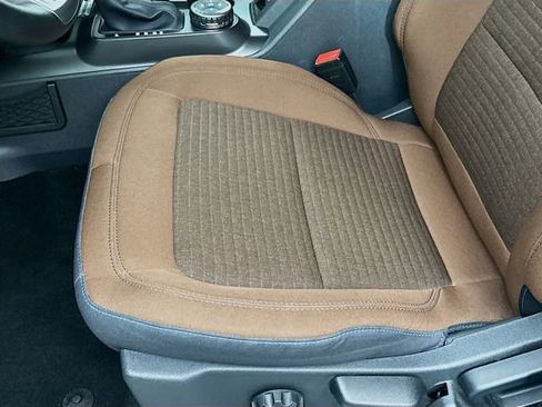 Used 2023 Ford Bronco Outer Banks w/ Sasquatch Package image 19