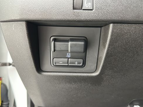 Used 2024 Chevrolet Colorado Trail Boss w/ Advanced Trailering Package AWD/4WD image 21