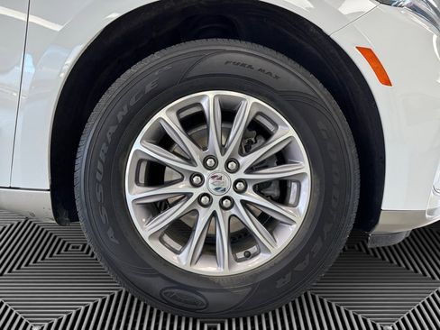 Used 2024 Buick Enclave Premium image 10