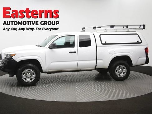 Used 2020 Toyota Tacoma SR RWD image 58