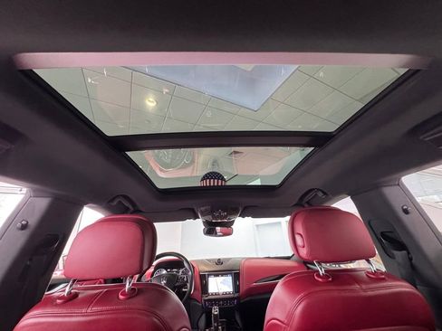 Used 2021 Maserati Levante GranSport image 33